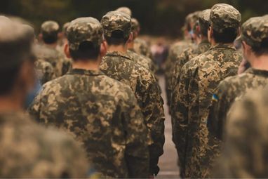 «Підйомні» для військових: у Міноборони роз’яснили, кому передбачена виплата та скільки платять