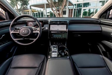 Hyundai представив новий позашляховик-гібрид