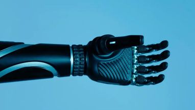 Neuralink працює над технологією, що дасть змогу контролювати роботизовану руку силою думки