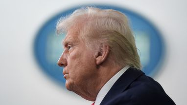 Трамп заявив, що США продовжать допомагати Україні