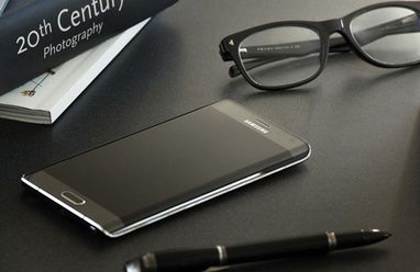 Samsung представила фаблеты Galaxy Note 4 и Note Edge с изогнутым дисплеем (ФОТО)