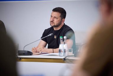 Зеленський — місцевій владі: Зараз точно не час для заміни бруківки