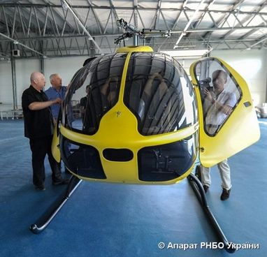 Турчинов показал новые украинские вертолеты (фото)