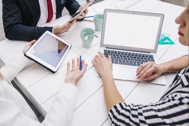 Кількість вакансій для маркетологів відновилася на 87%: яку зарплату пропонують