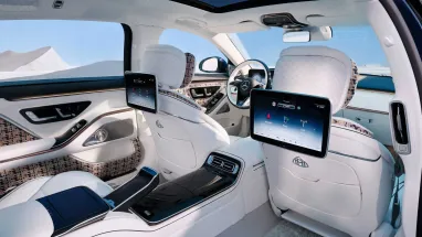 Mercedes представил новый люксовый Maybach
