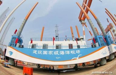 Китайці показали три морські платформи-ферми самопідйомного типу (фото)