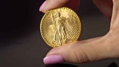 Редкую золотую монету США продали за рекордные $19 млн (фото)