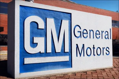 General Motors передала Україні 50 позашляховиків Chevrolet Tahoe і 300 тисяч доларів