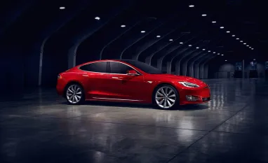 Кількість продажів уживаних автомобілів Tesla стрімко зросла