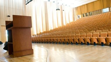 Українські виші залучатимуть на роботу викладачів-іноземців