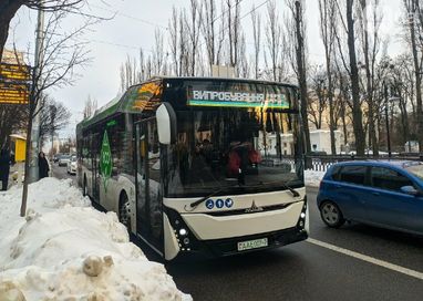У Києві тестують екологічний автобус із Білорусі