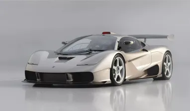 Возвращение легенды: британцы возродили культовый суперкар McLaren F1 (фото)