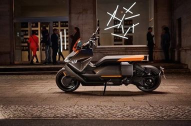 BMW представила футуристичний електричний скутер