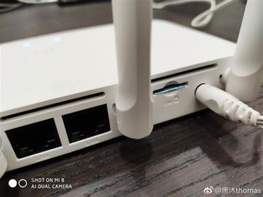 Xiaomi готує новий роутер зі слотом для SIM-карти