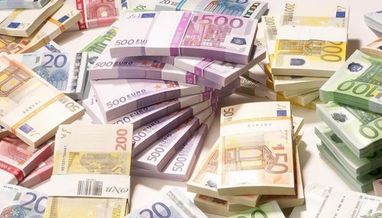 Конвертація валюти під час розрахунків карткою за кордоном: що варто знати