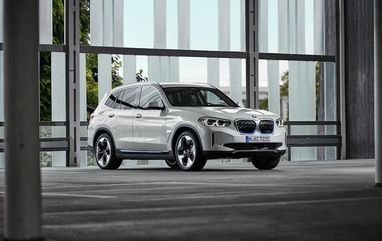 BMW отзывает 720 тыс. автомобилей в США и 1,36 млн в Китае