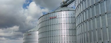 Агроклієнти Райффайзен Банку можуть отримати компенсацію 25% вартості сільгосптехніки та обладнання за державною програмою