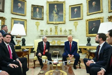 Трамп превращает Белый дом в золотой дворец