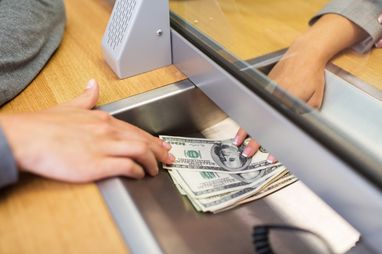 В Украине нелегальных обменников больше, чем официальных — Гетманцев