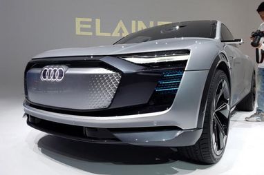 Audi показала чотиридверний електричний концепт Aicon
