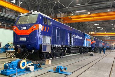 Нові локомотиви General Electric в Україні вже їздять (фото)