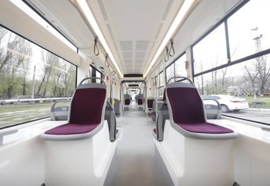 У Дніпрі випробовують новий низькопідлоговий трамвай виробництва «Південмашу» (фото)