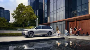 Leapmotor выпустил шестиместный электрический кроссовер за $22 000