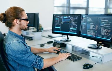 Експорт IT-послуг України скоротився майже на чверть порівняно з 2022 роком