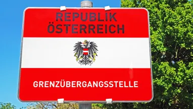 Временная защита для украинцев продолжает действовать до 4 марта 2028 года.