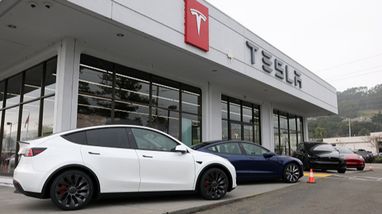 Tesla отзывает 380 тысяч авто в США из-за проблемы с рулевым управлением