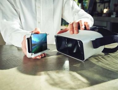 Sony представила Xperia View VR — VR-гарнитуру для смартфонов Xperia