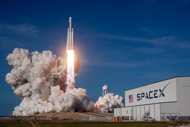 SpaceX подала в суд на калифорнийское агентство