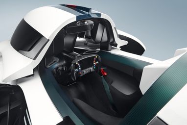 Тона ваги та 840 сил: McLaren випустить неймовірне авто з комп'ютерної гри (відео)
