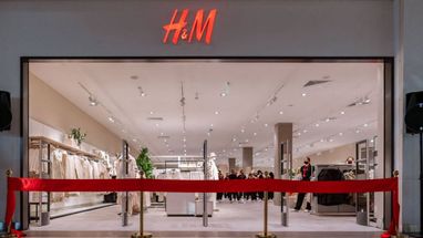 H&M готовится к возможному повышению цен из-за пошлин США