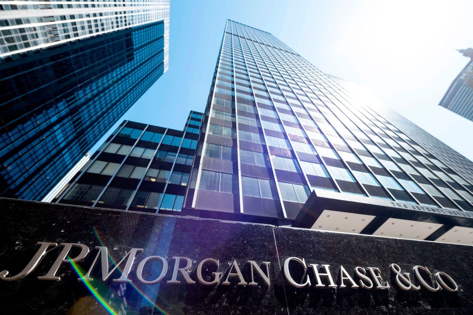JP Morgan Finance ua JP Morgan Finance ua