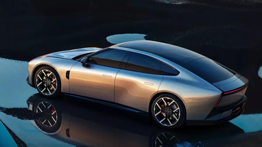 Похож на Lamborghini: китайцы представили новый электроседан Xpeng (фото)