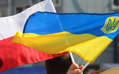 У Польщі ухвалили нові правила для іноземців: що міняється для українців