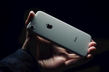 Мільйони власників iPhone мають право отримати $349 від Apple: у всьому винен брак