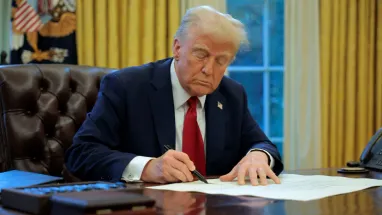 Трамп підписав указ про мита на імпорт сталі та алюмінію з усіх країн