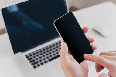 Компактный смартфон