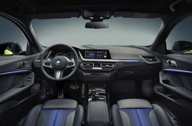 BMW поліпшила «заряджений» хетчбек M135i xDrive