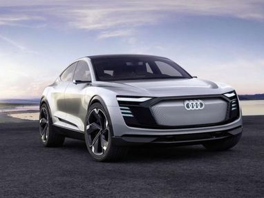 Audi представила электрический внедорожник — конкурента Tesla (фото)