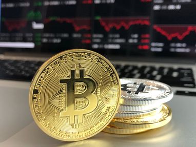 97% експертів вважають, що криптовалюти і блокчейн забезпечать швидкі платежі