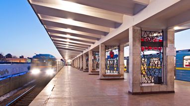 В Киеве два дня не будут работать станции метро от «Лесной» до «Днепра»