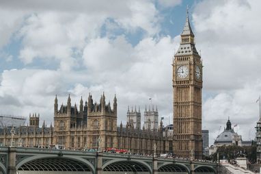Уже 580 миллионов фунтов стерлингов: зачем Китай скупает недвижимость в Великобритании