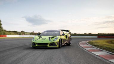 Спорткар Lotus Emira получил трековую версию GT4