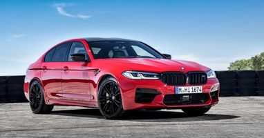 Названо найкращі спортивні автомобілі 2023 року