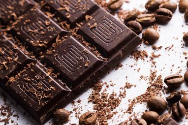 Шоколад на вагу золота: ціни на какао зросли на 400% через глобальне потепління