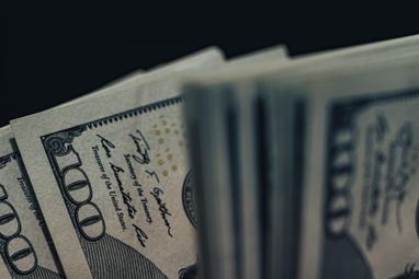 У січні обсяг державного та гарантованого державою боргу зріс на 169,92 млрд грн (1,67 млрд доларів США).