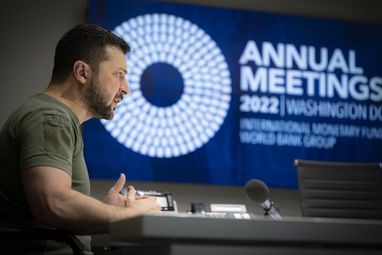 Мінімум – 55 мільярдів доларів: Зеленський озвучив МВФ і Світовому банку потреби України на 2023
